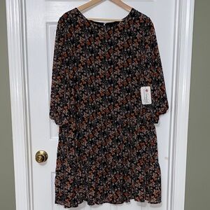 Hayden Los Angeles  Floral Long Sheer Sleeve Dress in Black, tan and orange. NWT